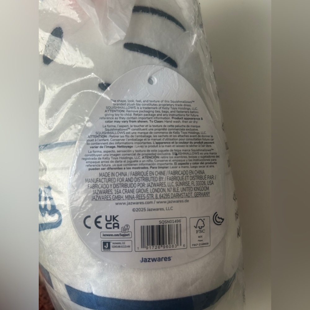 Los Angeles Dodgers Hello Kitty Plush Squishmallows - Picture 4 of 6